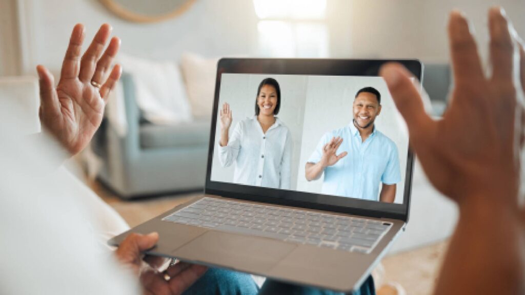 Virtual Cognitive Behavioral Therapy Offers Effective Mental Health Support